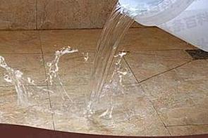 洪洞漏水维修 免砸砖防水材料该如何施工